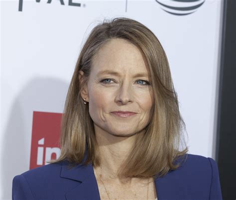 Couture or torture? Jodie Foster's guide to aging in Hollywood