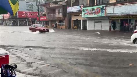 Chuva Alaga Vias Do Centro Comercial De Macap E Causa Preju Zos A