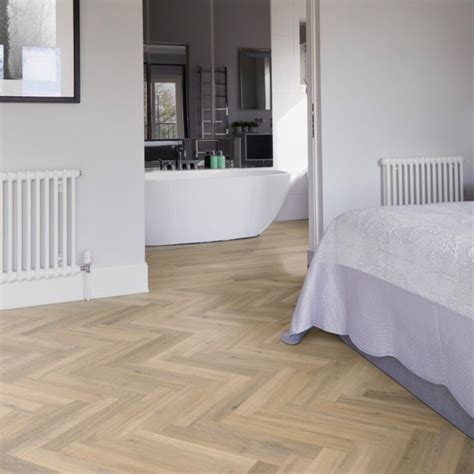 Buy Polyflor Camaro Naked Blond Oak Parquet LPQ2257