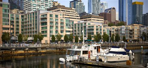 Hotel near Pike Place Market | Seattle Marriott Waterfront