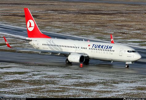 TC JHA Turkish Airlines Boeing 737 8F2 WL Photo By Florian Resech ID