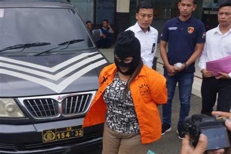 Seorang Ibu Rumah Tangga Pekerjakan Gadis Di Bawah Umur Jadi Psk