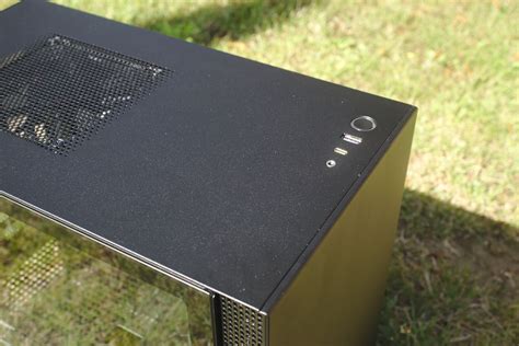 Nzxt H210i Review A Small Mighty And Seriously Good Looking Mini Itx