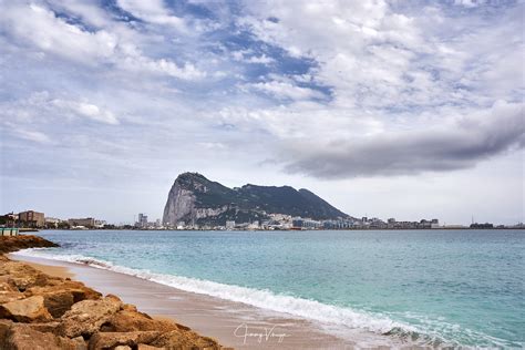 El Peñón de Gibraltar desde La Línea, Spain