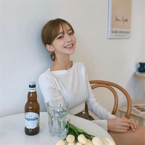 강태리テリテリさんはinstagramを利用しています「태리랑 호가든 한잔🍻캬 호가든 일상속자연을느끼다 Hoegaarden