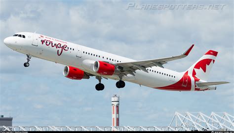 C GJTX Air Canada Rouge Airbus A321 211 WL Photo By Matthias Klassen