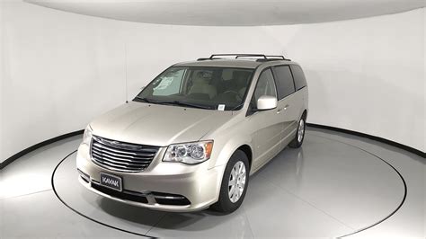 Autos Chrysler Town Country 3 6 TOURING Minivan 2016 Usados KAVAK