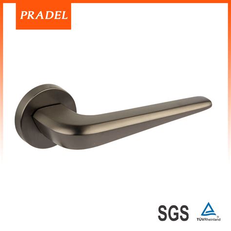 New Design Square Rosette Zamak Design Door Handle For Apartment Zinc Alloy Door Handle And