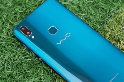 千元機也有不輸華為p30 Pro的顏值，vivo Z3翡翠色讓人眼前一亮 每日頭條