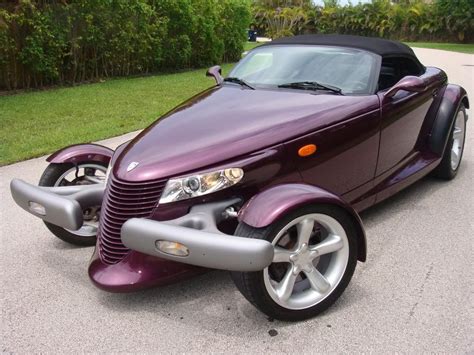 40 Of The Worst Cars Ever Made - Page 16 of 41