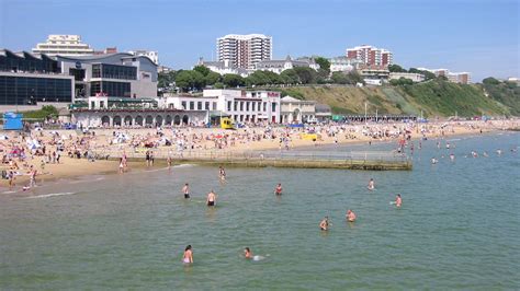 Bournemouth West Beach - Lifeguarded beaches