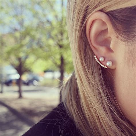 Multiple Ear Piercings: 33 Combinations to Copy | StyleCaster