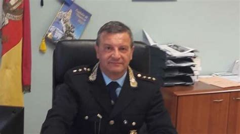 NEWS TB Polizia Municipale Il Comandante Bosco Sugli Striscioni Al