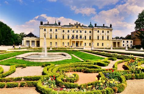 Branicki Palace in Bialystok | Attractions in Podlasie