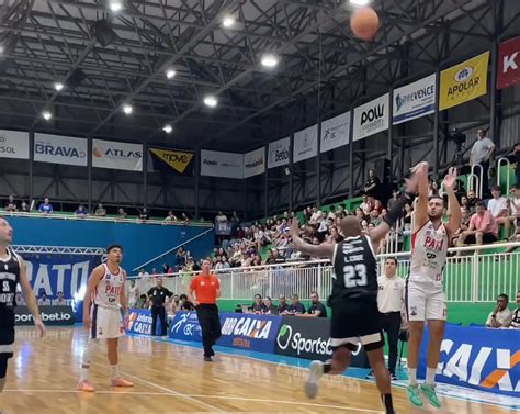 Pato Basquete mostra superioridade e vence o Corinthians Diário do