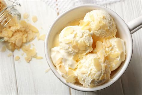 Easy Almond Ice Cream Recipe: This Creamy Almond Ice Cream Recipe Can ...