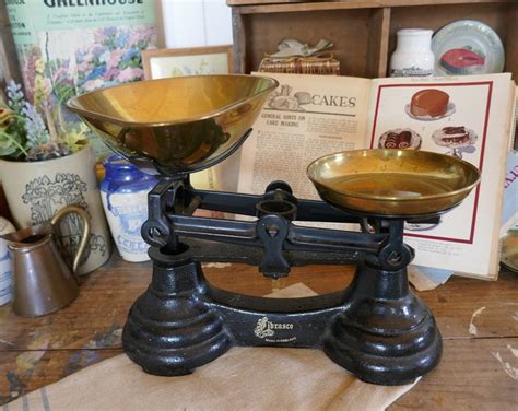 Rustic English Scale Vintage Scale Kitchen Scale Kitchen Scales Vintage