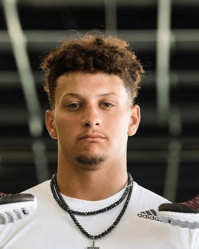 Patrick Mahomes haircut - with real life photos