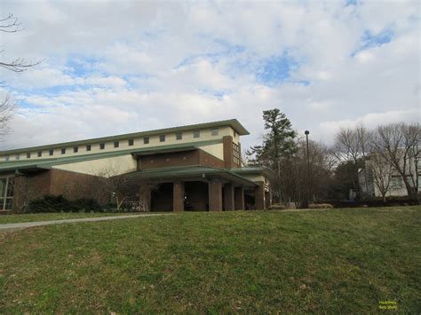 Blacksburgdailyphoto: Blacksburg branch of the regional library