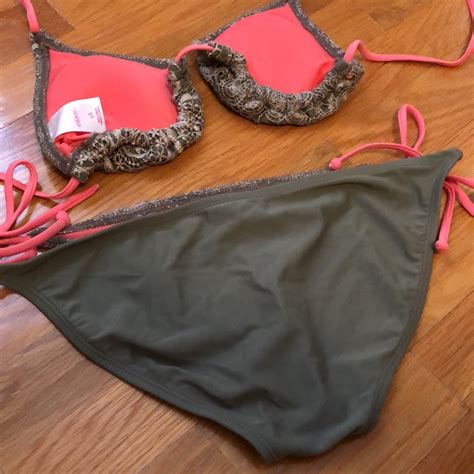 Lg Med Xhilaration Crochet Bikini Set Gem