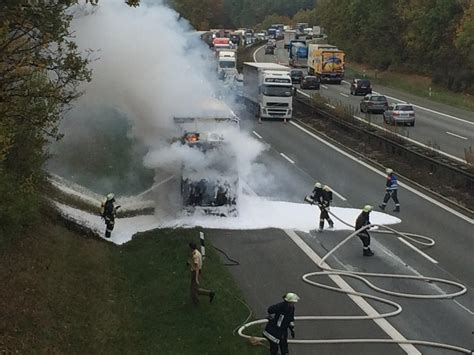 Bilder Von Lkw Brand Auf Der A6