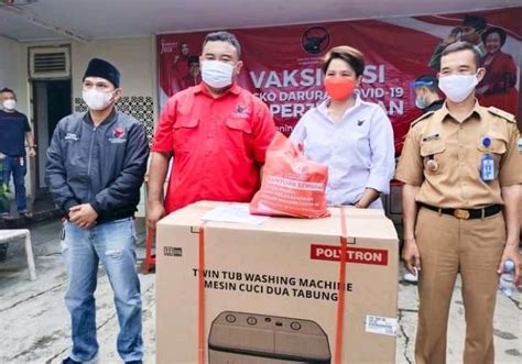 Sadarkan Warga Agar Mau Di Vaksin Dpc Pdip Garut Kasih Doorprize Mesin