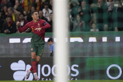 Ronaldo Bate Recorde De Mais Jogos Portugal Vence Flynews Pt