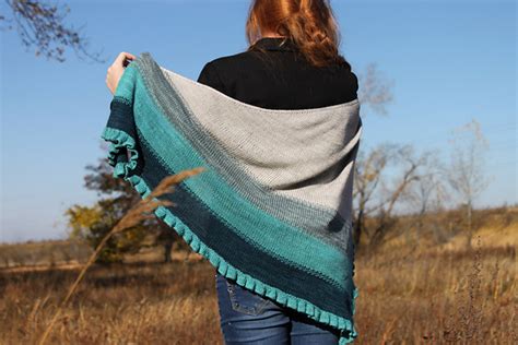 Ravelry Emerald Air Shawl Pattern By Katya Gorbacheva