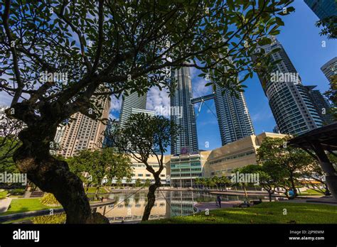 Kuala Lumpur Malaisie Ao T Vue Sur Les Tours Jumelles