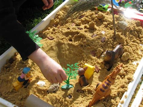 Sensory Play with Sand | Learning 4 Kids