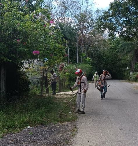 Realizan limpieza y recolección de basura en carretera Compresoras a