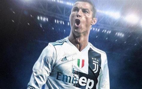 Ronaldo Tifosi Real Atletico Uniti Contro Di Lui Larena Del Calcio