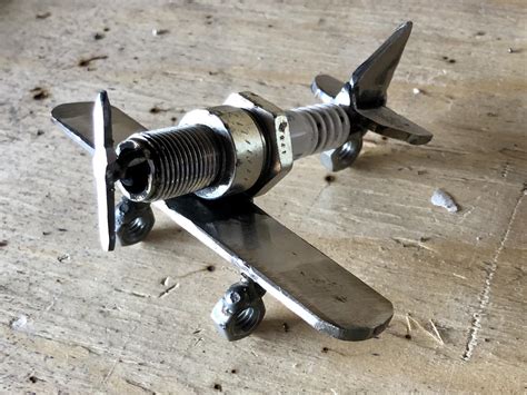 Spark Plug Plane Bryan Hardy Metal 2020 R Art