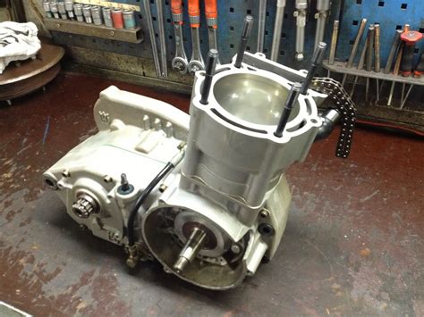 Swedish Fireballs Husqvarna TC 610 Engine Rebuild