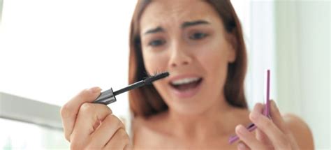 Loss of Eyelashes: Causes, Symptoms, Treatment & Prevention | Eyelash conditioner, Healthier ...