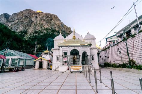 Offbeat Placeshomestaysgangotri Temple Places To Visit Gangotri