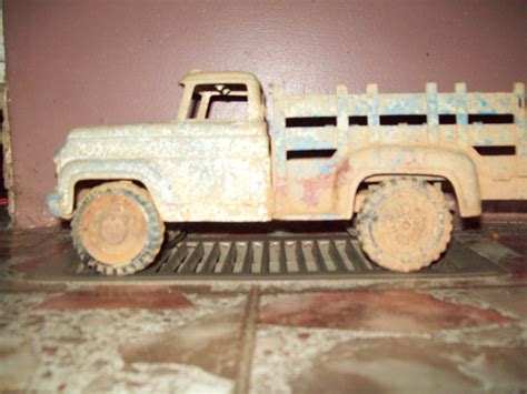 old toy metal truck | Collectors Weekly