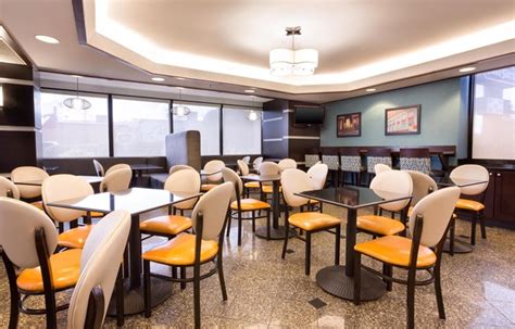 Drury Hotels - Drury Inn & Suites Greensboro
