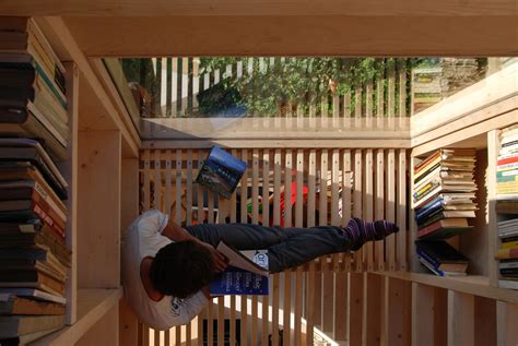 Garden library / Mjölk architekti | ArchDaily