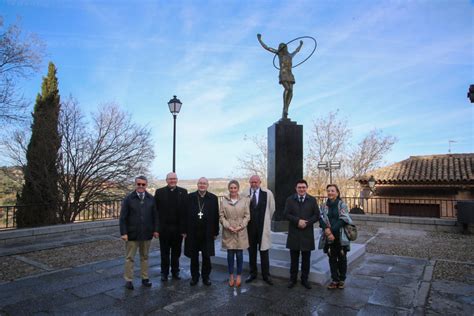 Mons Francisco Cerro Ha Bendecido La Escultura Ascensi N De Nino