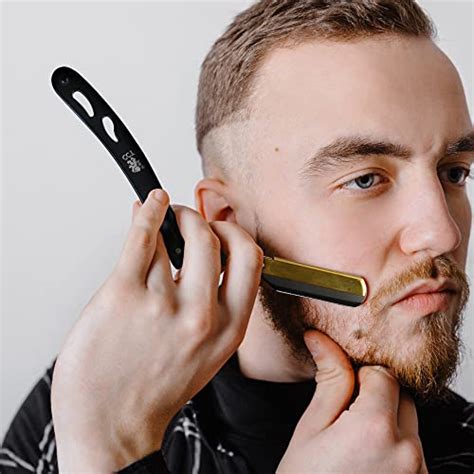 The Cambridge Cutthroat Straight Edge Razor Kit With 10 Blades