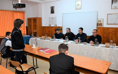 Examen de admitere la Seminarul Teologic din Caransebeș Episcopia