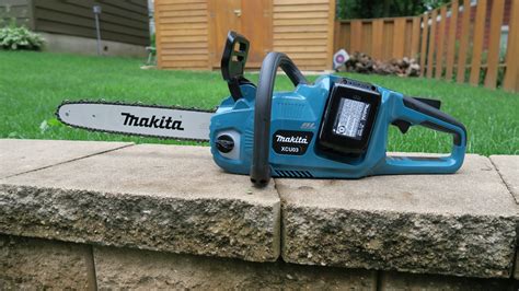 Makita Cordless Chain Saw Review Tools In Action Power Tool Reviews