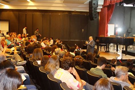 Concerto M Sica E Emo O No Centro Cultural Ariano Suassuna No