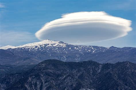 Lenticular Clouds Wallpaper