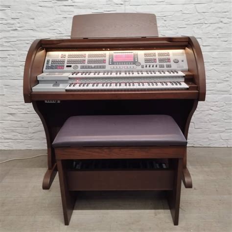 Used Ringway Maestro Organ Stock ID 8090