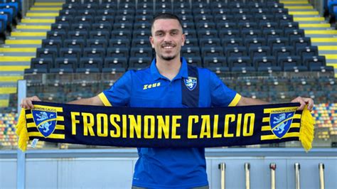 CALCIOMERCATO Arijon Ibrahimovic Firma Per Il Frosinone Il Talento