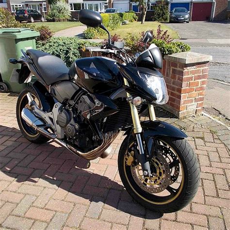 Honda Hornet CB600F 2008 Black Only 9700 Miles T T FSH Immaculate