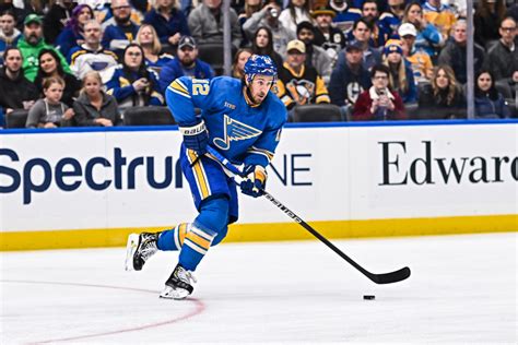 Blues Should Stick with Kevin Hayes Despite Struggles - The Hockey ...