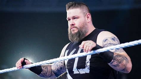 Aew Estar A Preparando Una Gran Oferta Para Hacerse Con Kevin Owens